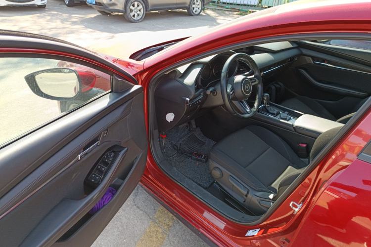 Used Mazda 3 Axela 2020 2.0L Automatic ZhiXuan Edition Driver Seat