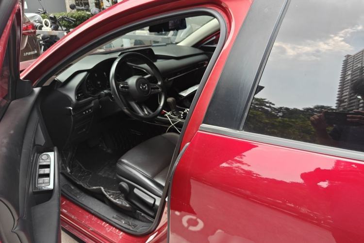 Used Mazda 3 Axela 2020 2.0L Automatic Zhiya Edition Driver Seat