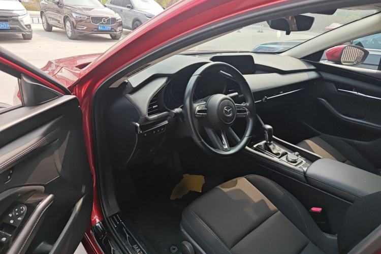 Used Mazda 3 Axela 2020 2.0L Automatic ZhiXuan Edition Driver Seat