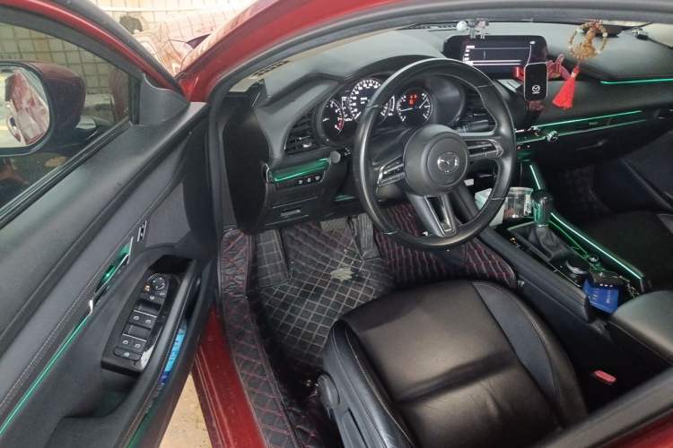 Used Mazda 3 Axela 2020 2.0L Automatic ZhiXuan Edition Driver Seat