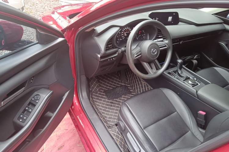 Used Mazda 3 Axela 2020 1.5L Automatic Zhiyue Sunroof Version Driver Seat