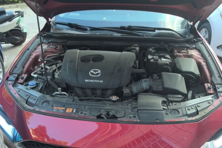Used Mazda 3 Axela 2020 2.0L Automatic Luxury Version Engine Bay