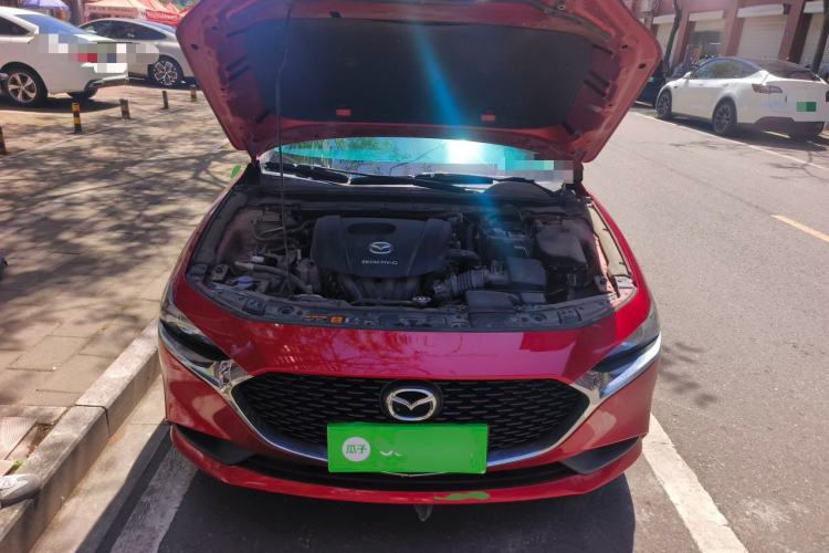 Used Mazda 3 Axela 2020 1.5L Automatic Luxury Version Engine Bay