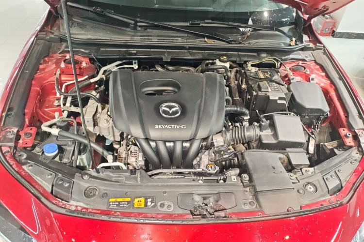 Used Mazda 3 Axela 2020 1.5L Automatic Luxury Version Engine Bay