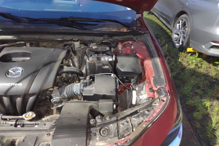 Used Mazda 3 Axela 2020 1.5L Automatic Luxury Version Engine Bay Left