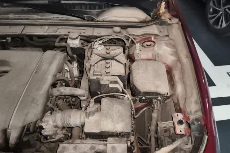 Used Mazda 3 Axela 2020 1.5L Automatic ZhiMei Edition Engine Bay Left