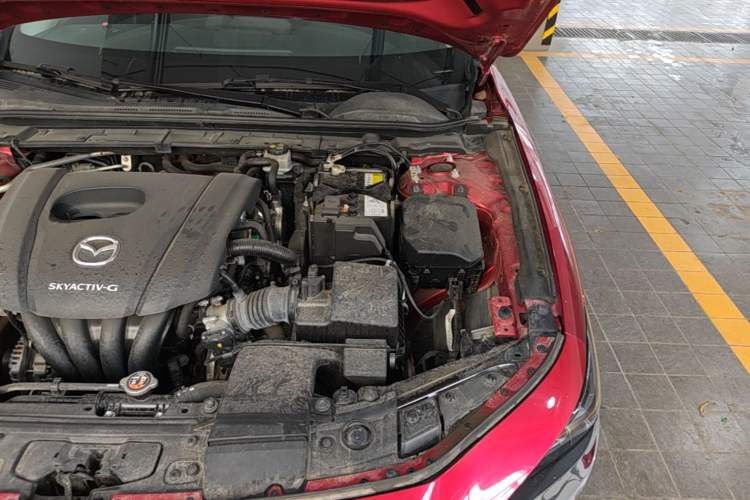 Used Mazda 3 Axela 2020 1.5L Automatic ZhiMei Edition Engine Bay Left