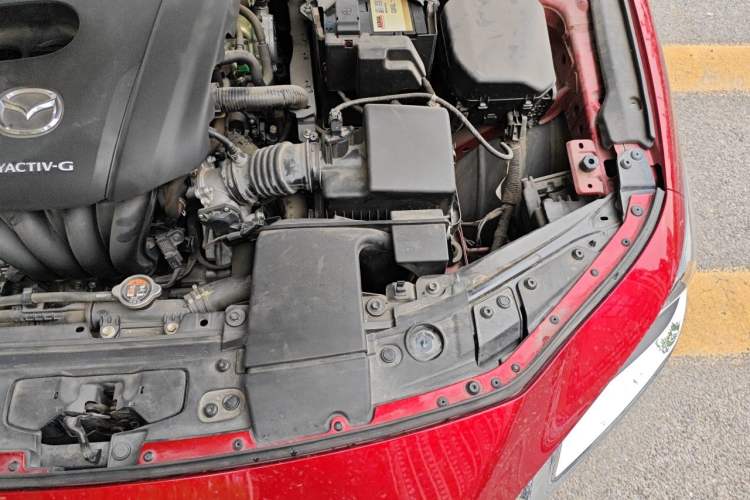 Used Mazda 3 Axela 2020 1.5L Automatic Luxury Version Engine Bay Left