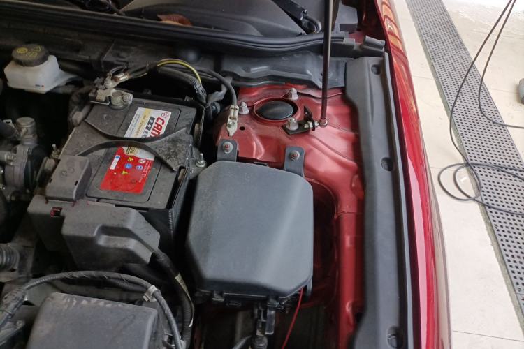 Used Mazda 3 Axela 2020 1.5L Automatic Zhiyue Sunroof Version Engine Bay Left