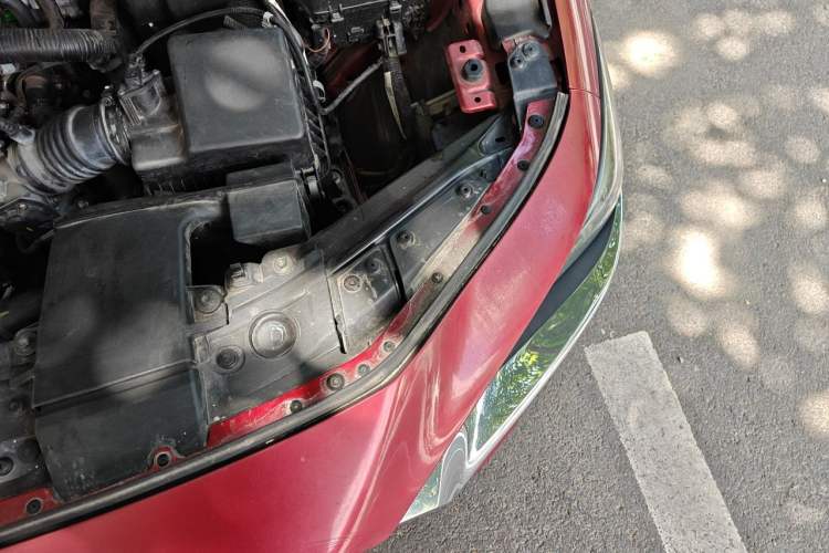 Used Mazda 3 Axela 2020 1.5L Automatic ZhiMei Edition Engine Bay Left