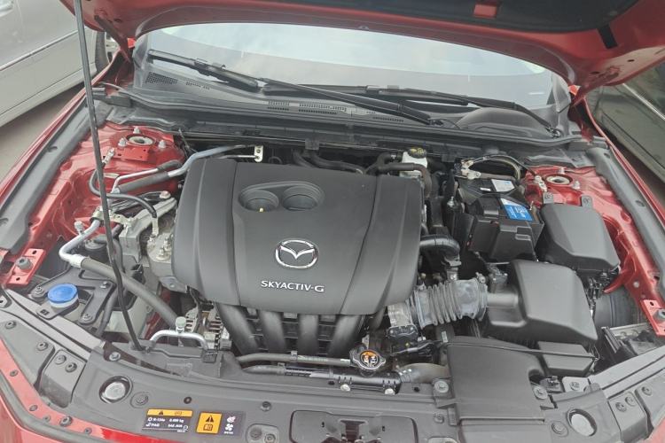 Used Mazda 3 Axela 2020 2.0L Automatic Luxury Version Engine Bay