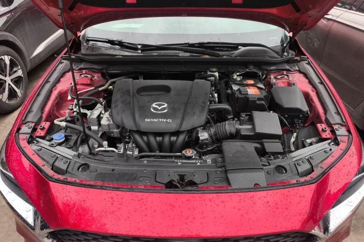 Used Mazda 3 Axela 2020 1.5L Automatic Luxury Version Engine Bay