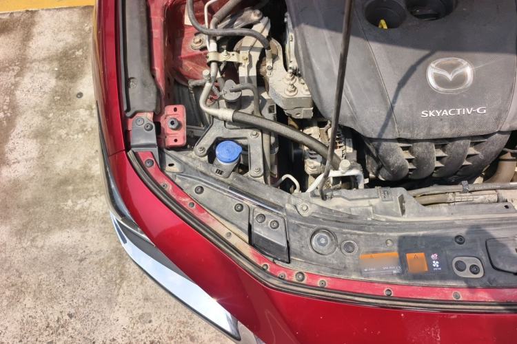 Used Mazda 3 Axela 2020 2.0L Automatic ZhiXuan Edition Engine Bay Right