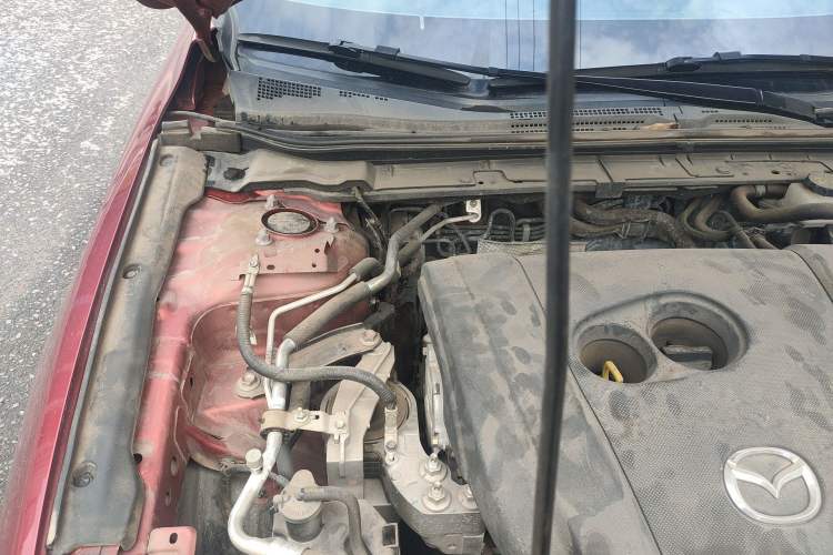 Used Mazda 3 Axela 2020 2.0L Automatic ZhiXuan Edition Engine Bay Right