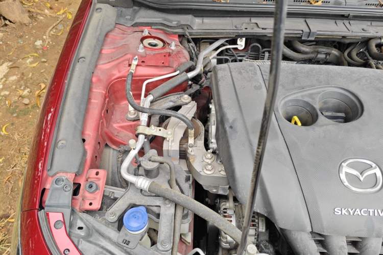 Used Mazda 3 Axela 2020 2.0L Automatic Zhiya Edition Engine Bay Right