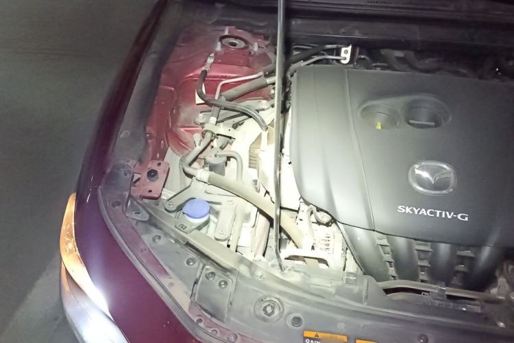 Used Mazda 3 Axela 2020 2.0L Automatic Zhiya Edition Engine Bay Right