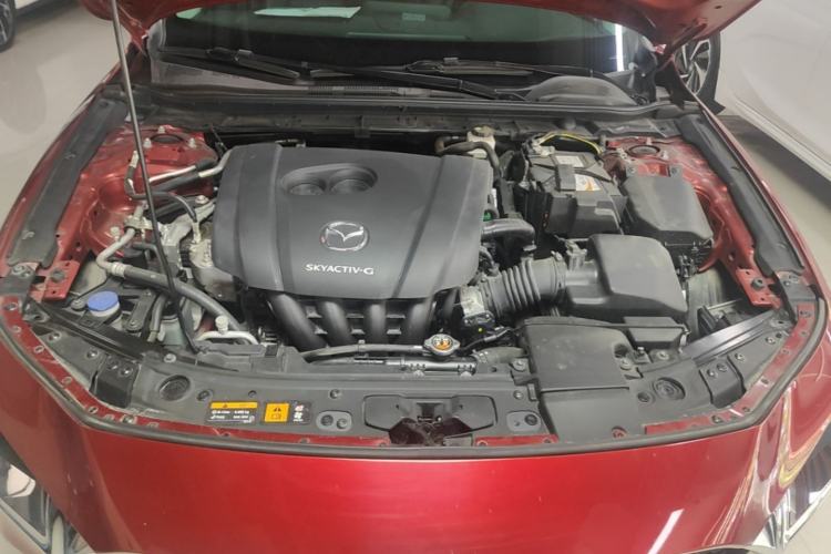 Used Mazda 3 Axela 2020 2.0L Automatic Luxury Version Engine Bay