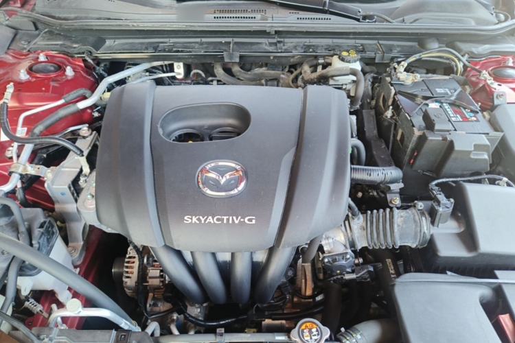 Used Mazda 3 Axela 2020 1.5L Automatic Luxury Version Engine Bay