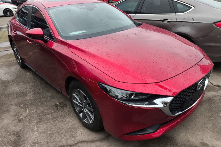Used Mazda 3 Axela 2020 1.5L Automatic Luxury Version Exterior 1