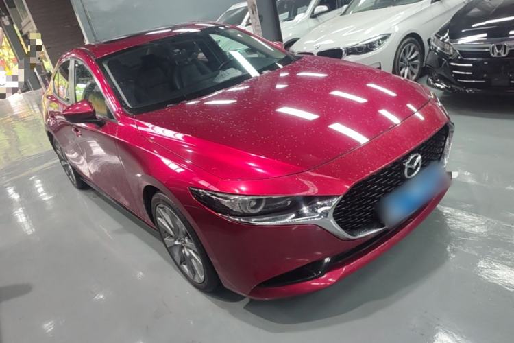 Used Mazda 3 Axela 2020 2.0L Automatic Luxury Version Exterior 1