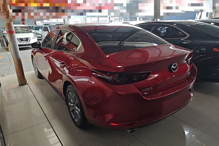 Used Mazda 3 Axela 2020 1.5L Automatic Luxury Version Exterior 2
