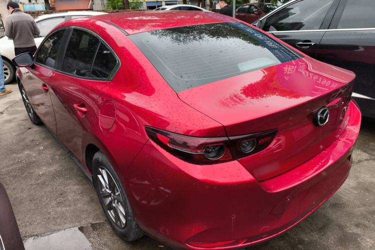 Used Mazda 3 Axela 2020 1.5L Automatic Luxury Version Exterior 2