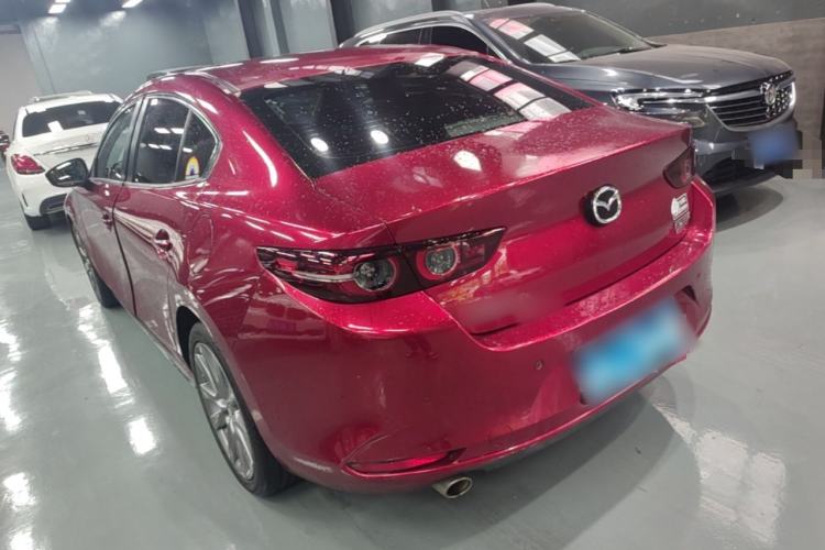 Used Mazda 3 Axela 2020 2.0L Automatic Luxury Version Exterior 2