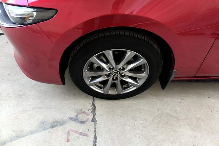 Used Mazda 3 Axela 2020 1.5L Automatic Zhiyue Sunroof Version Exterior 4