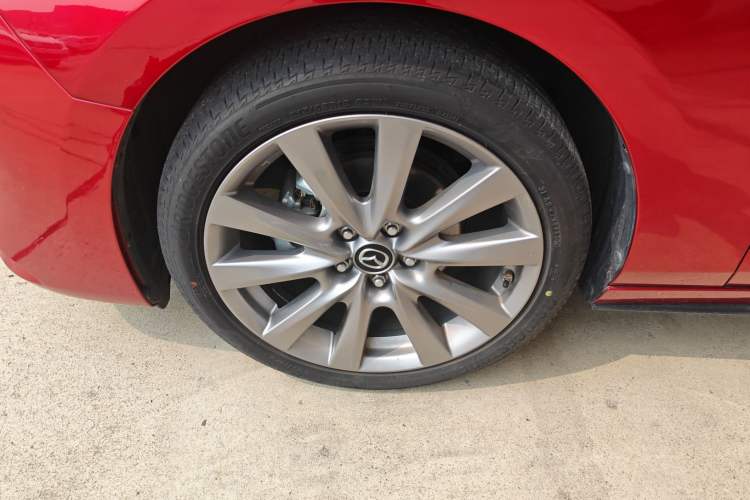 Used Mazda 3 Axela 2020 2.0L Automatic ZhiXuan Edition Exterior 4