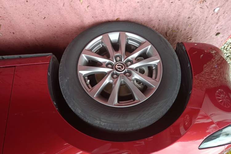 Used Mazda 3 Axela 2020 1.5L Automatic Zhiyue Sunroof Version Exterior 4
