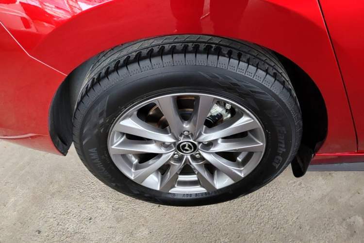Used Mazda 3 Axela 2020 1.5L Automatic ZhiMei Edition Exterior 5