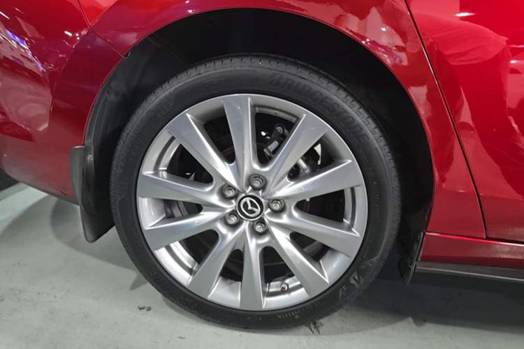 Used Mazda 3 Axela 2020 2.0L Automatic ZhiXuan Edition Exterior 5