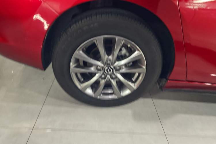 Used Mazda 3 Axela 2020 1.5L Automatic ZhiMei Edition Exterior 5