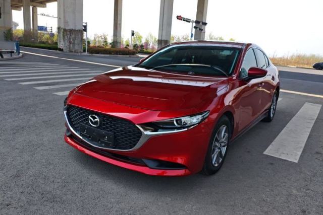 Ojetý Mazda 3 Axela 2020 1.5L Automatic Zhiyue Sunroof Version