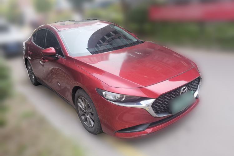 Used Mazda 3 Axela 2020 1.5L Automatic Luxury Version Front Right 45 Deg