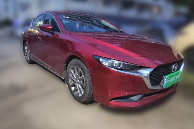 Used Mazda 3 Axela 2020 1.5L Automatic Luxury Version Front Right 45 Deg