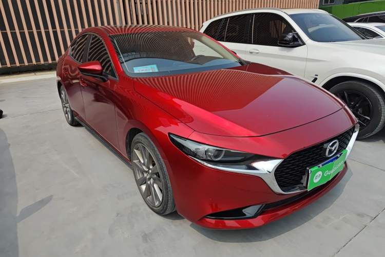Used Mazda 3 Axela 2020 2.0L Automatic ZhiXuan Edition Front Right 45 Deg
