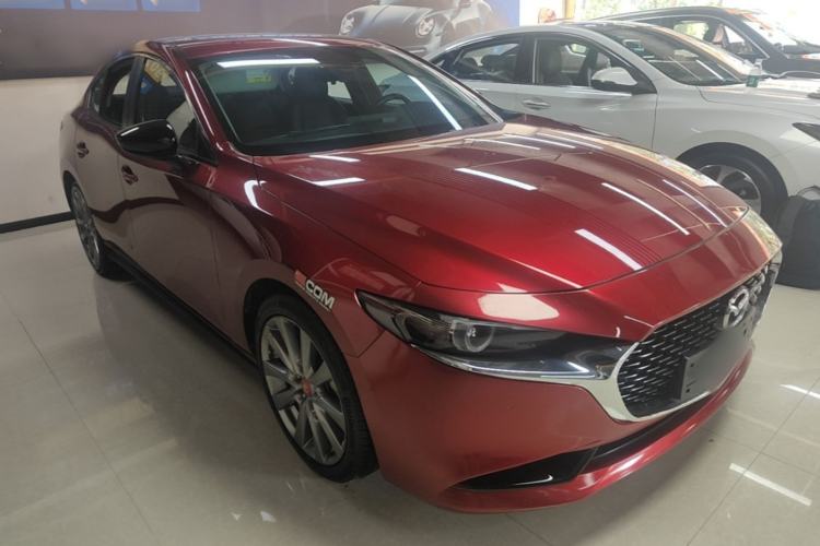 Used Mazda 3 Axela 2020 2.0L Automatic Luxury Version Front Right 45 Deg