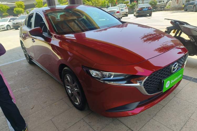 Used Mazda 3 Axela 2020 1.5L Automatic Luxury Version Front Right 45 Deg