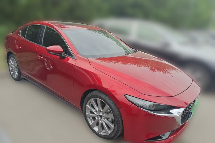 Used Mazda 3 Axela 2020 2.0L Automatic Luxury Version Front Right 45 Deg