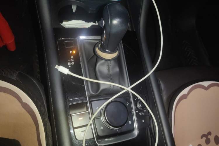 Used Mazda 3 Axela 2020 2.0L Automatic Zhiya Edition Gear Lever