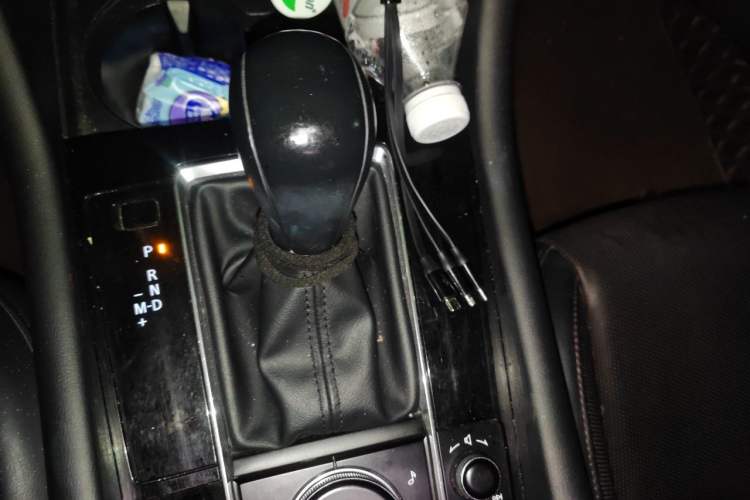 Used Mazda 3 Axela 2020 2.0L Automatic Zhiya Edition Gear Lever