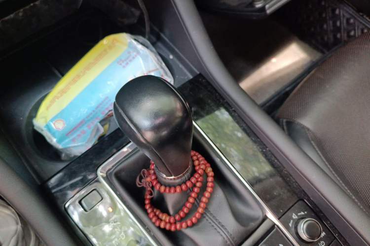 Used Mazda 3 Axela 2020 2.0L Automatic Zhiya Edition Gear Lever