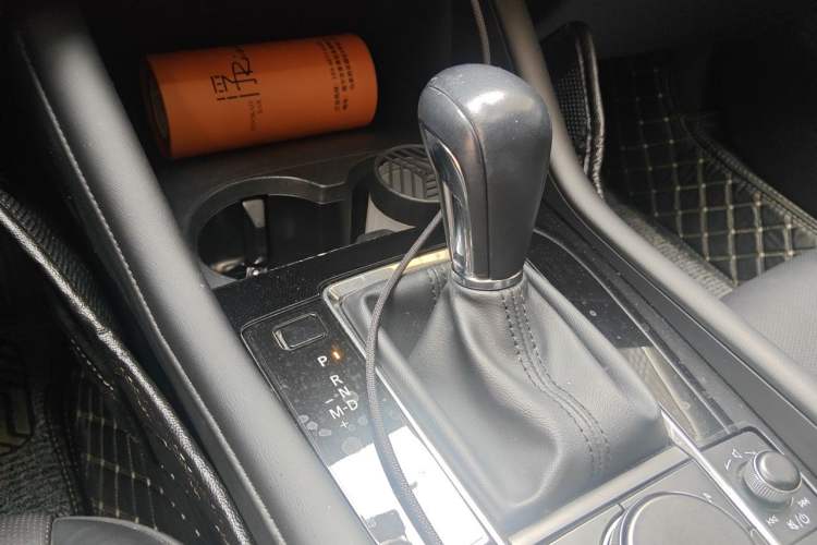 Used Mazda 3 Axela 2020 2.0L Automatic Zhiya Edition Gear Lever