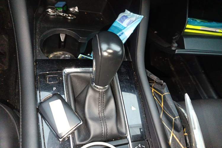 Used Mazda 3 Axela 2020 2.0L Automatic Zhiya Edition Gear Lever