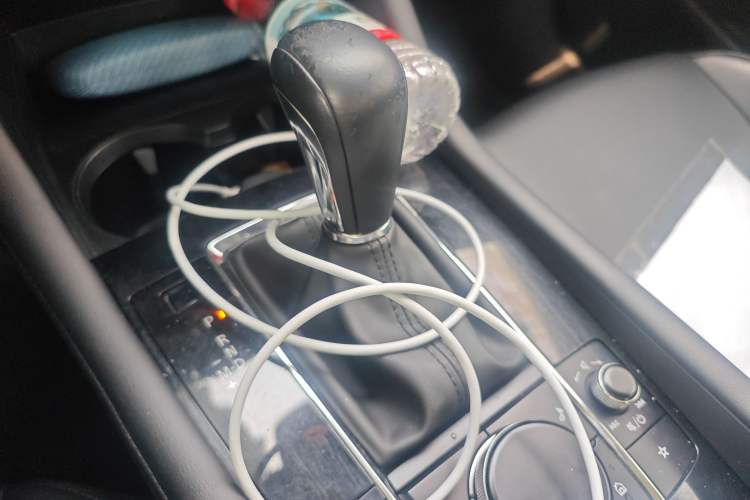 Used Mazda 3 Axela 2020 2.0L Automatic Zhiya Edition Gear Lever