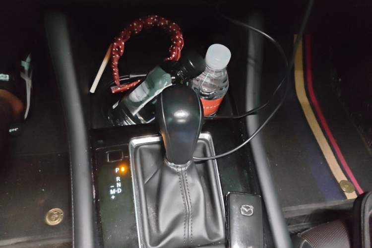 Used Mazda 3 Axela 2020 2.0L Automatic Zhiya Edition Gear Lever