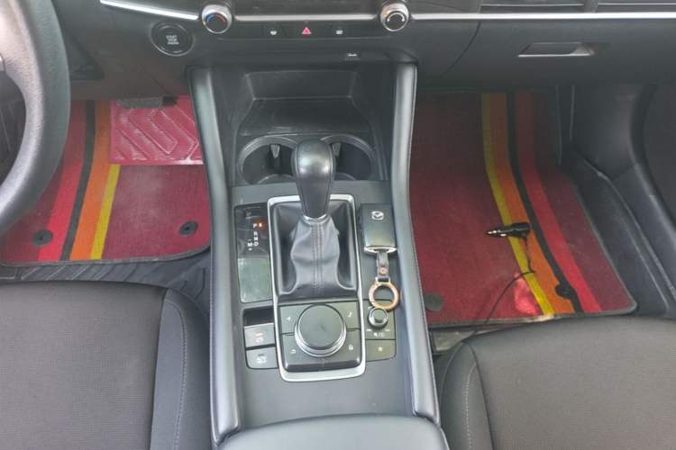 Used Mazda 3 Axela 2020 1.5L Automatic ZhiMei Edition Gear Lever