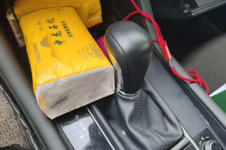 Used Mazda 3 Axela 2020 1.5L Automatic ZhiMei Edition Gear Lever
