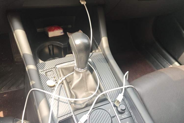 Used Mazda 3 Axela 2020 2.0L Automatic Zhiya Edition Gear Lever